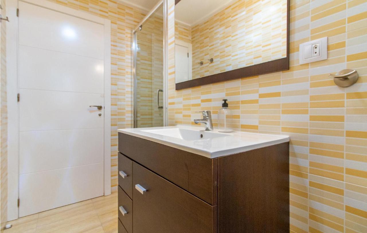 Nice Apartment In Santa Pola With House Sea View Eksteriør bilde